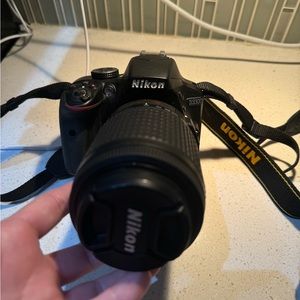 Selling a Nikon D3300